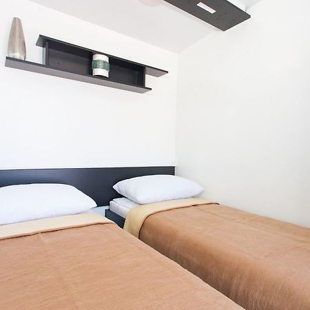 Kastanija Mobile Homes Novigrad Istria Exteriér fotografie