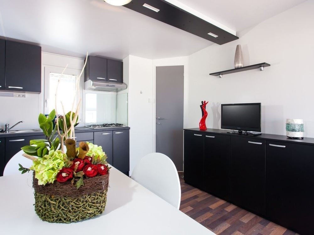 Kastanija Mobile Homes Novigrad Istria Exteriér fotografie